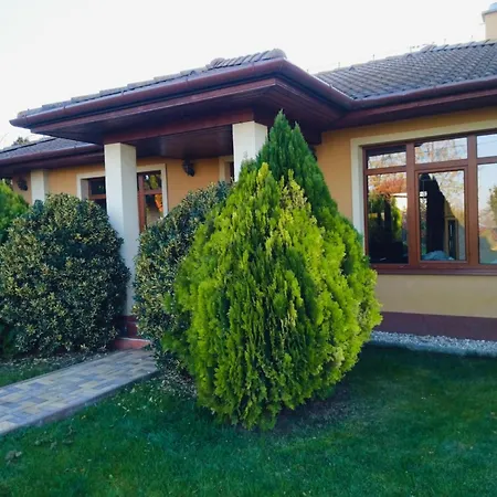 Flower Deluxe Villa Kostolne Kracany