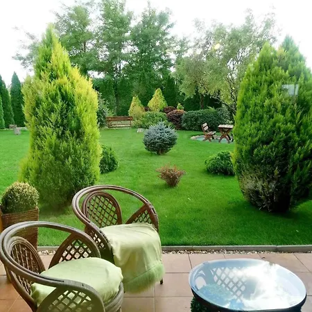 Villa Flower Deluxe *