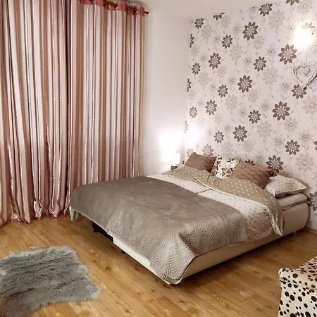 Villa Flower Deluxe