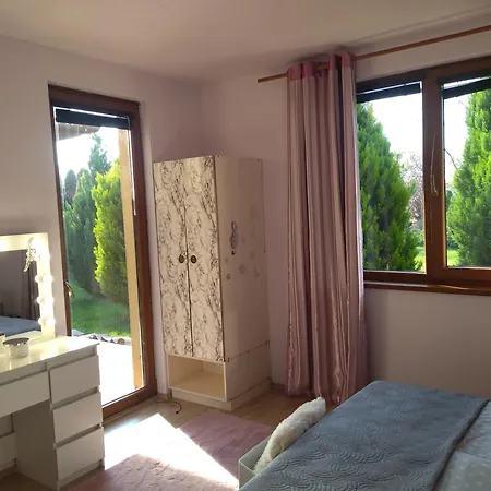 Villa Flower Deluxe *