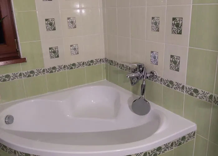 Flower Deluxe Kostolne Kracany